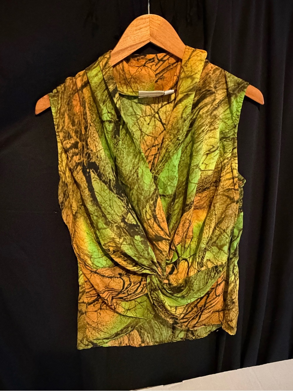 Sleeveless Twist-Front V-Neck Blouse in Green and Gold Print